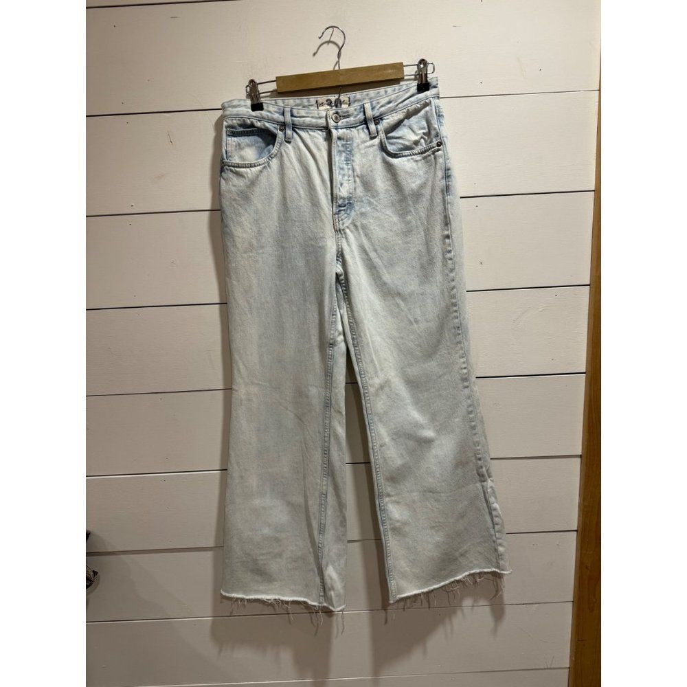 Free People Jeans Gold Coast High Rise Straight Flare Sz 30 EUC